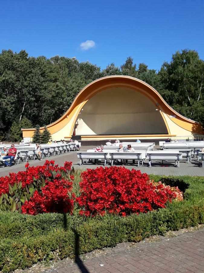 Апартаменти Apartament Bursztyn 2 Свіноуйсьце Екстер'єр фото